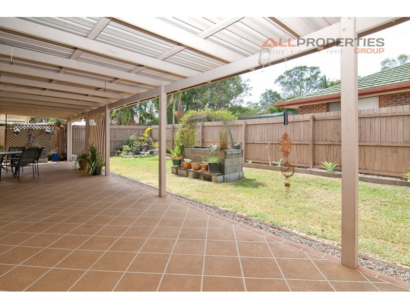 1 MINT GROVE, Regents Park QLD 4118