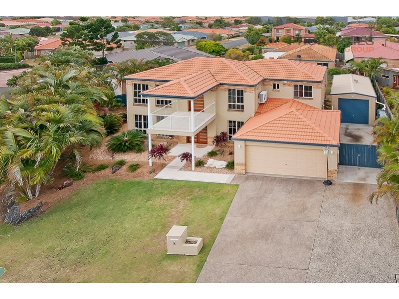 8 Strathaird Pl, Parkinson QLD 4115