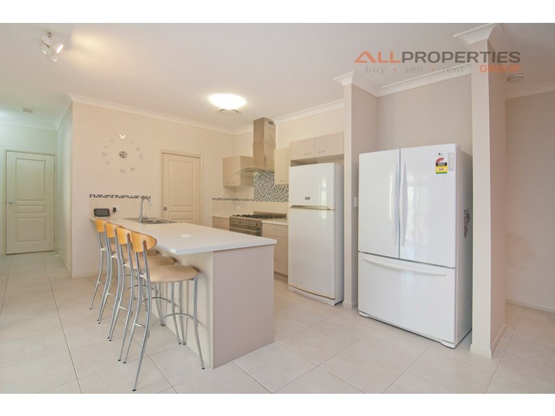 39 Canthook Crescent, New Beith QLD 4124
