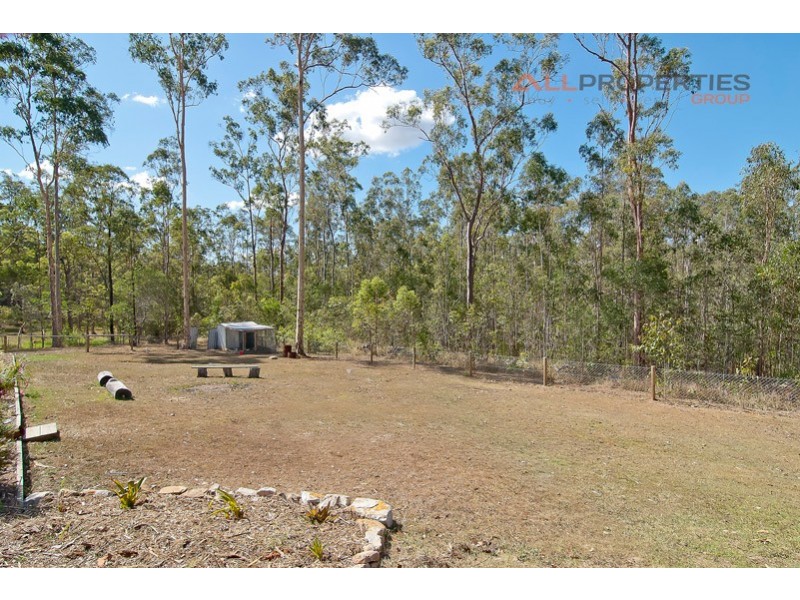 39 Canthook Crescent, New Beith QLD 4124