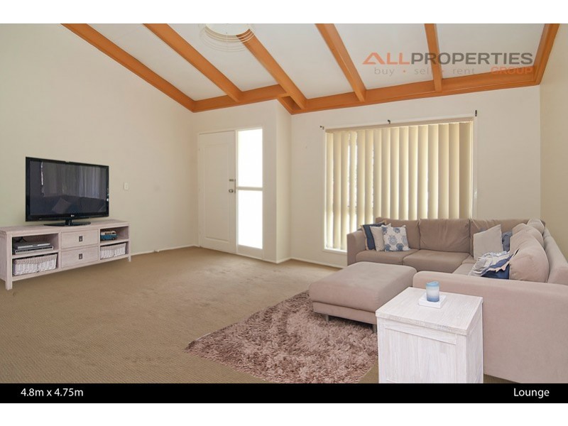 32 Vergulde Road, Regents Park QLD 4118