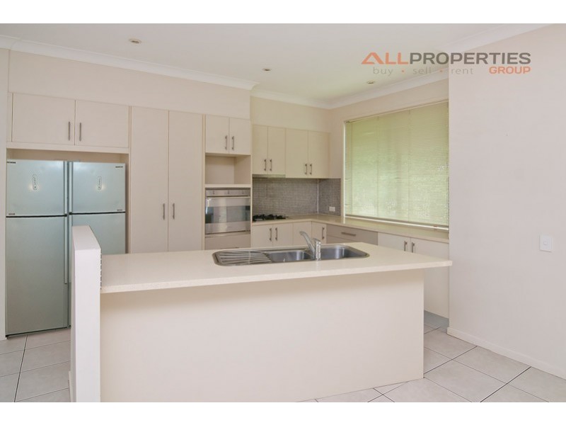 20 Elm Place, Heathwood QLD 4110