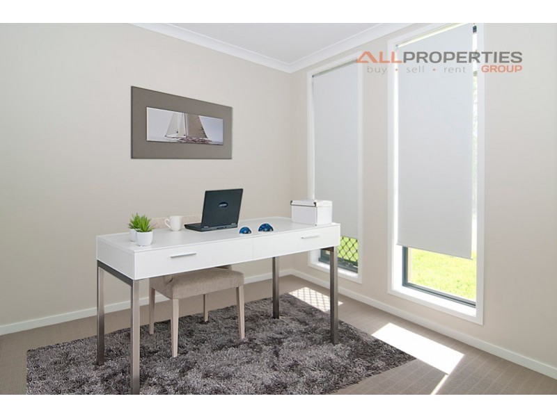 17 Wirewood Place, Heathwood QLD 4110