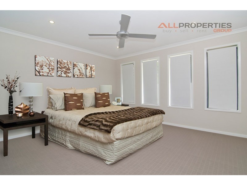 17 Wirewood Place, Heathwood QLD 4110