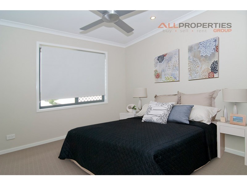 17 Wirewood Place, Heathwood QLD 4110