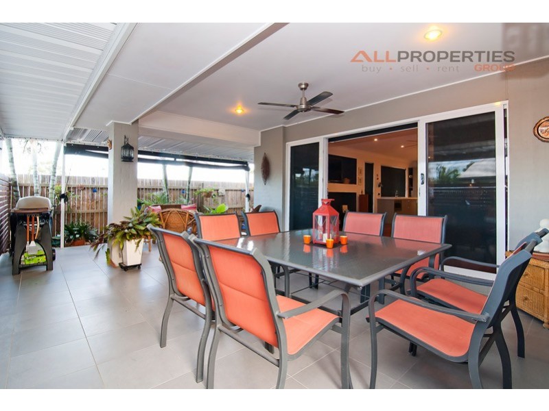 1 Rowan Street, Heathwood QLD 4110