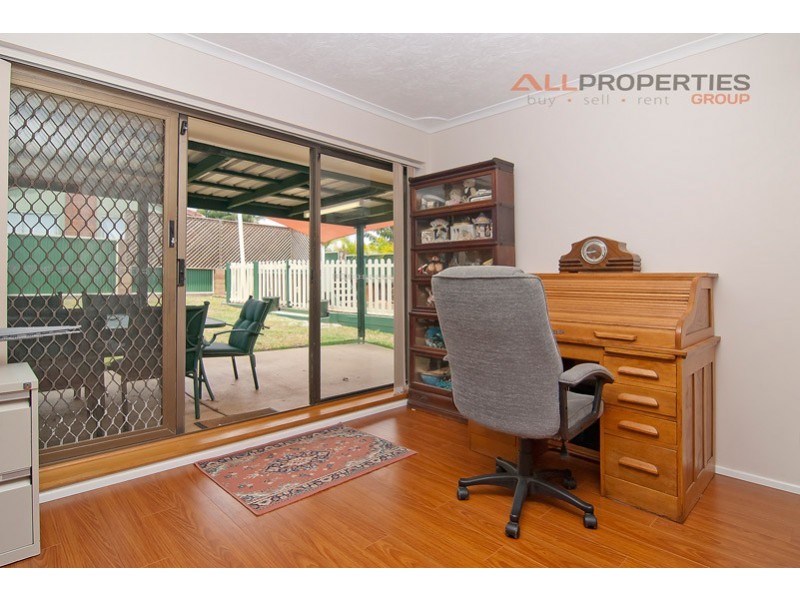 1 LETITIA STREET, Regents Park QLD 4118
