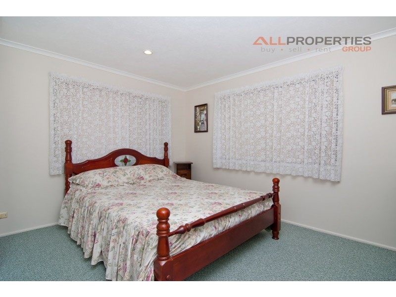 1 LETITIA STREET, Regents Park QLD 4118