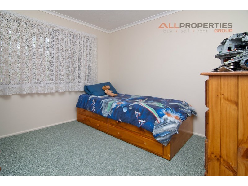 1 LETITIA STREET, Regents Park QLD 4118