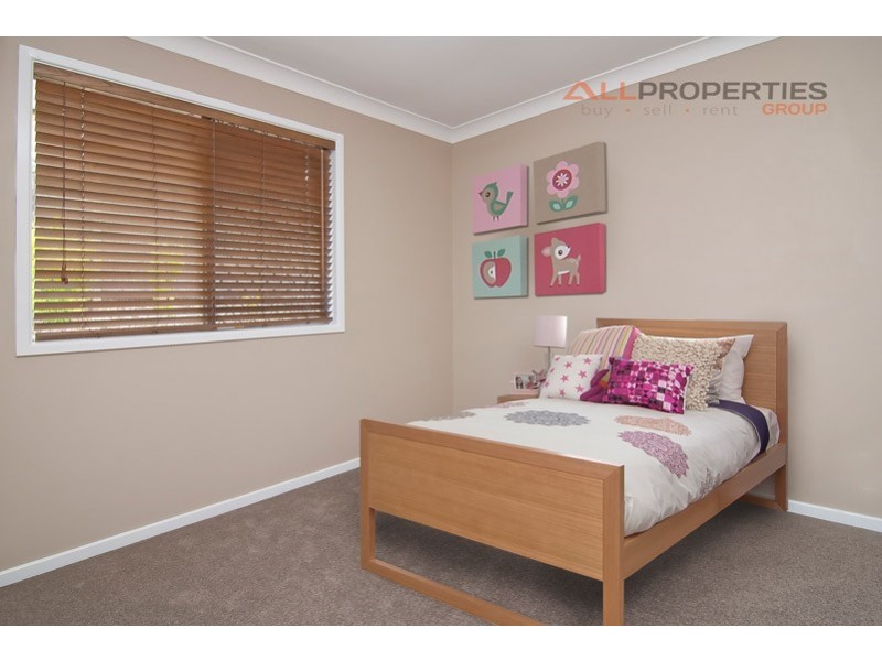 30 HEDERA STREET, Regents Park QLD 4118