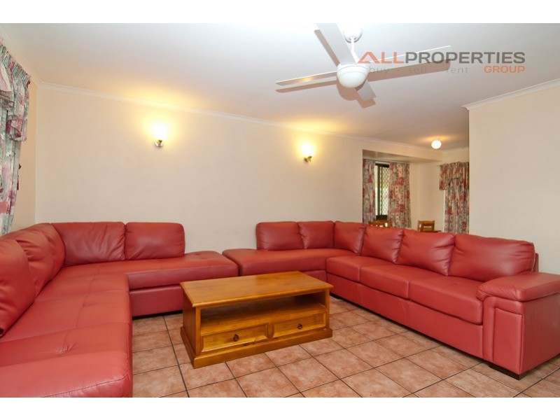 3 YANCEY STREET, Browns Plains QLD 4118