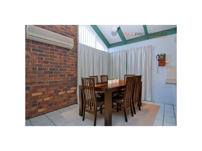 24 Clifton Crescent, Durack QLD 4077