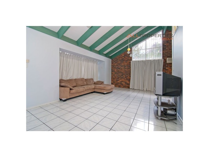 24 Clifton Crescent, Durack QLD 4077