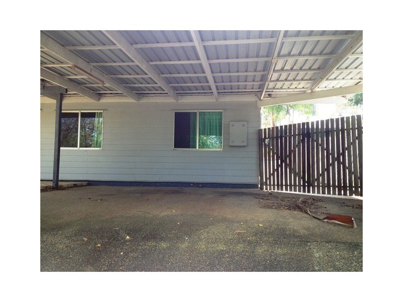 35 Strathallen Drive, Boronia Heights QLD 4124