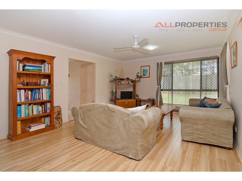 34 Spruce St, Loganlea QLD 4131