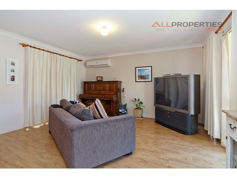 11 Bandicoot Cr, Doolandella QLD 4077