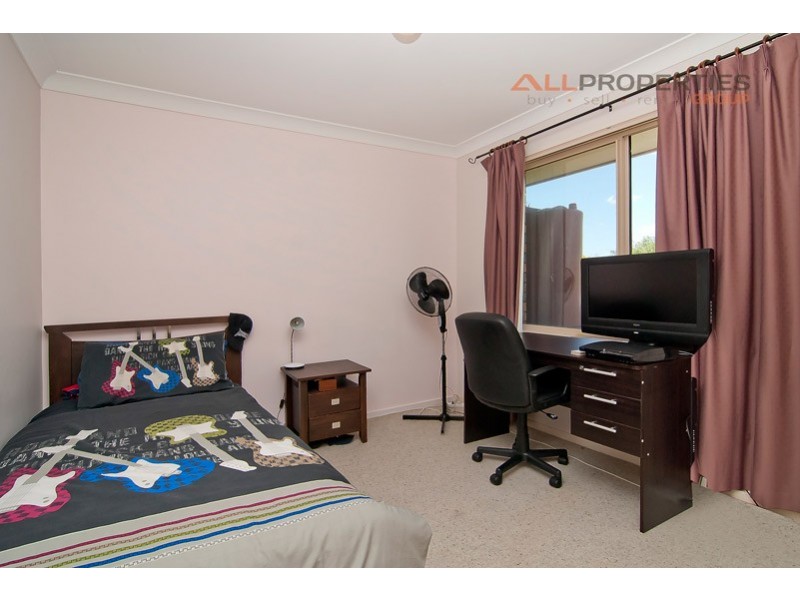 11 Bandicoot Cr, Doolandella QLD 4077