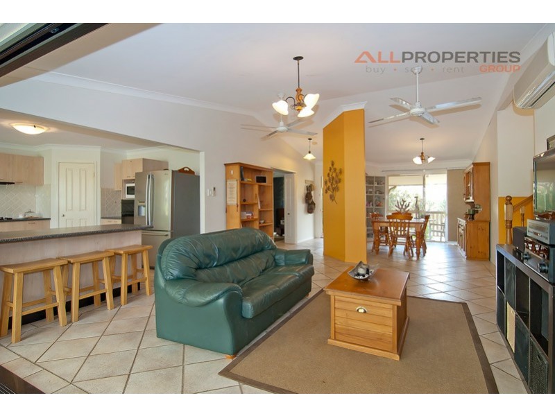 192 Horizon Drive, Westlake QLD 4074