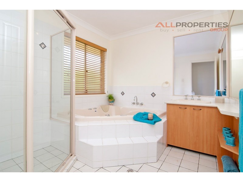 192 Horizon Drive, Westlake QLD 4074