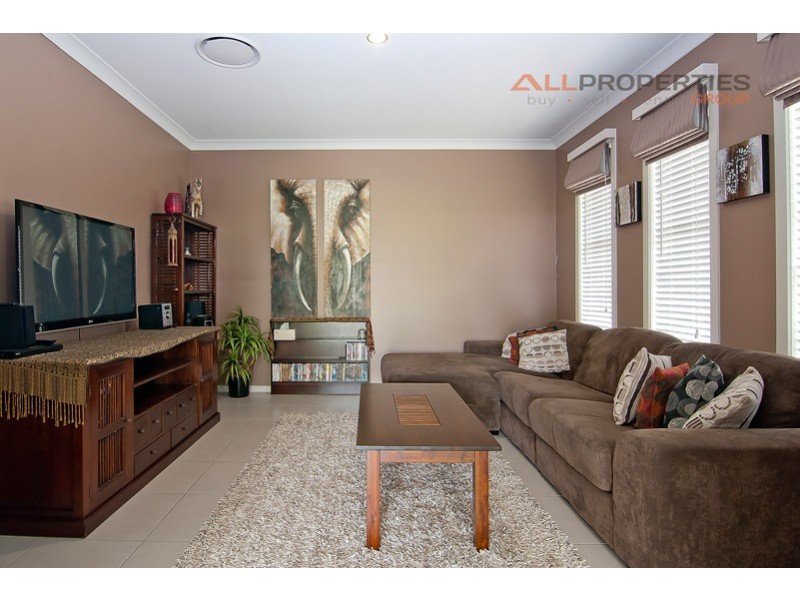 36 Bottlebrush Street, Heathwood QLD 4110