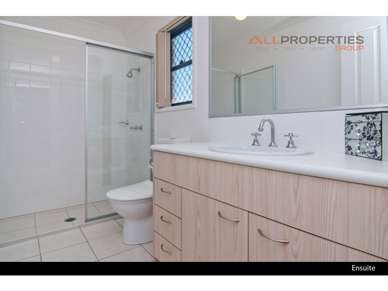 11 Tennessee Way, Berrinba QLD 4117