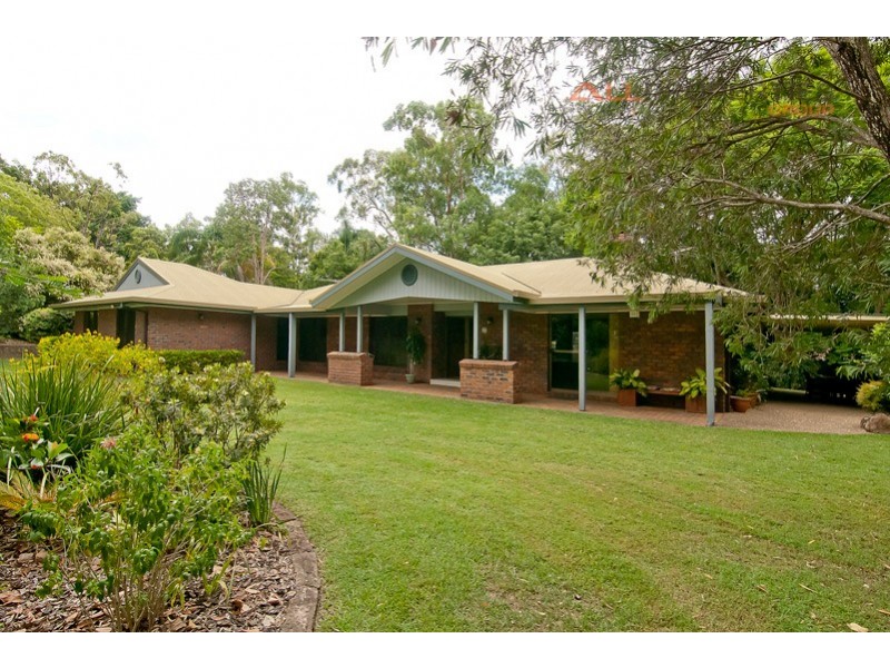 96 Crest Road, Greenbank QLD 4124