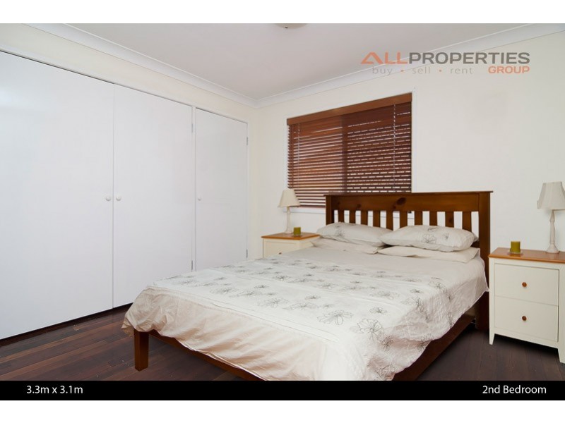 104 Bardon Road, Kingston QLD 4114