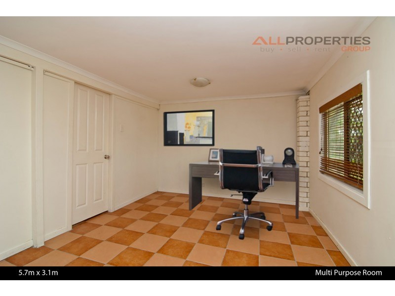 104 Bardon Road, Kingston QLD 4114