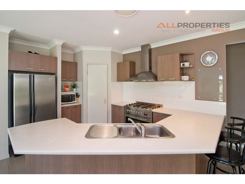 48-52 Blue Crane Court, New Beith QLD 4124