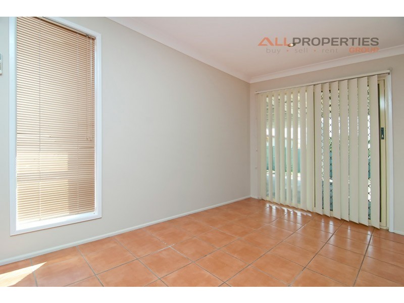 184 Vansittart Rd, Regents Park QLD 4118