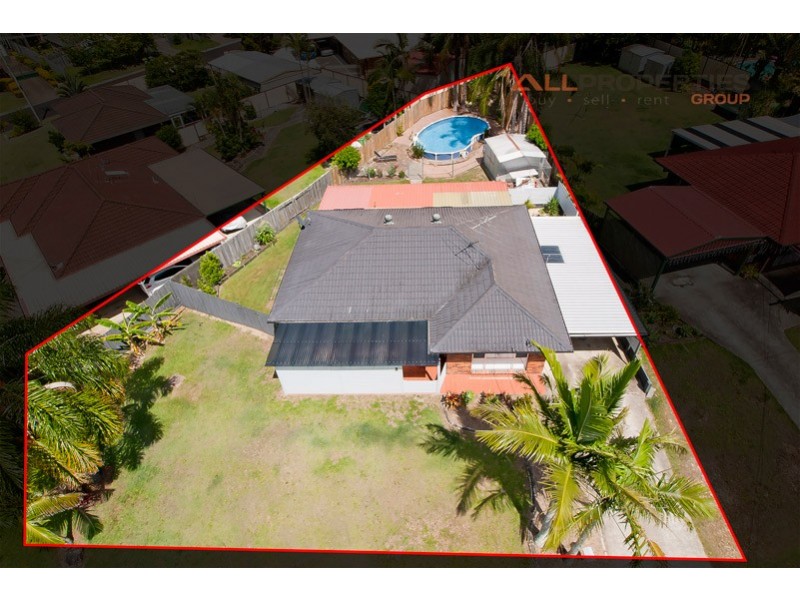 6 KINGFIELD CT, Regents Park QLD 4118
