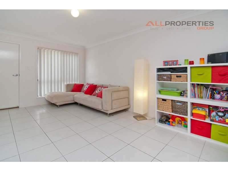 7/2 Sienna Street, Forest Lake QLD 4078