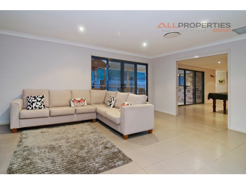 86 Tall Timber Rd, New Beith QLD 4124