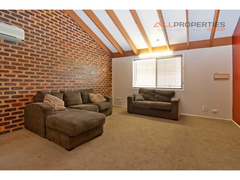 22 Penfold St, Hillcrest QLD 4118