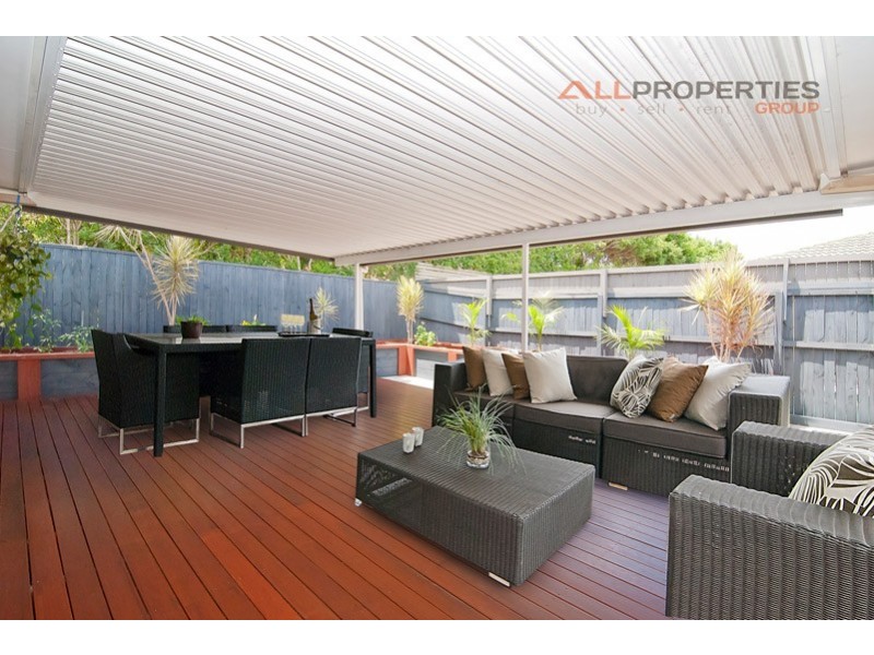 8 Cleland Ct, Parkinson QLD 4115