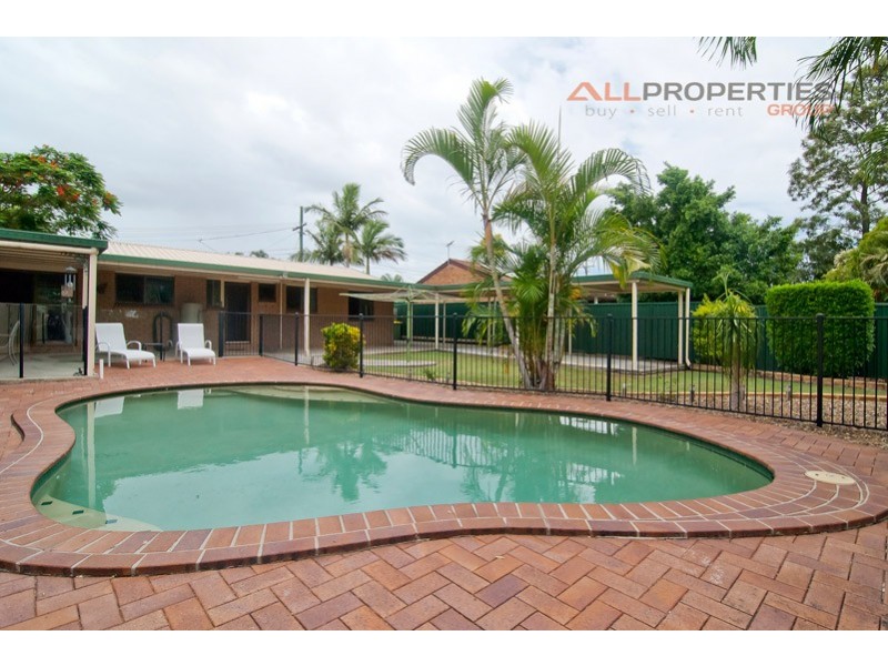 24 Homebush Drive, Regents Park QLD 4118