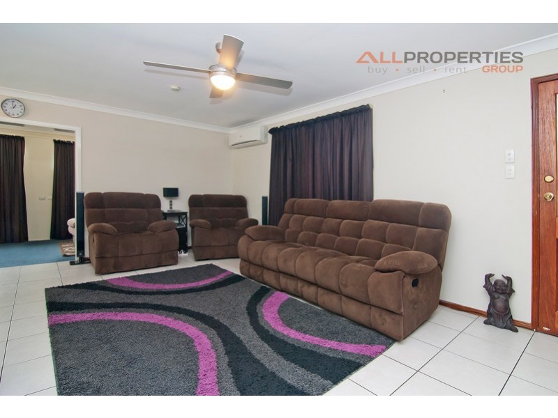 24 Homebush Drive, Regents Park QLD 4118