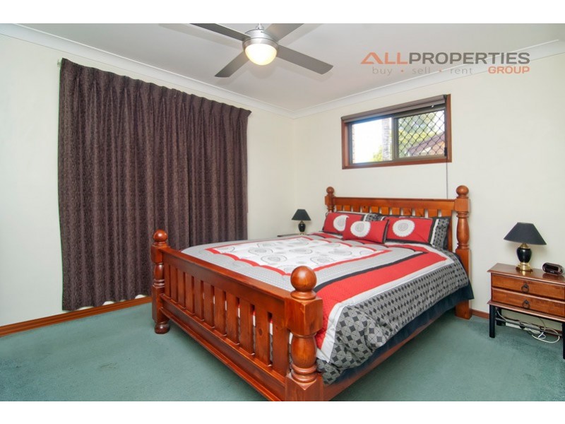 24 Homebush Drive, Regents Park QLD 4118