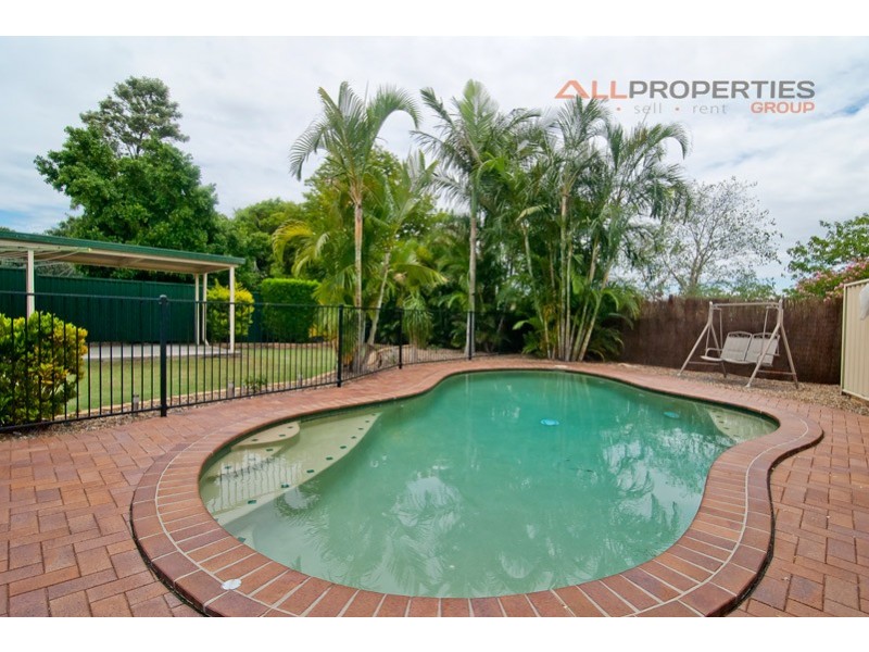 24 Homebush Drive, Regents Park QLD 4118