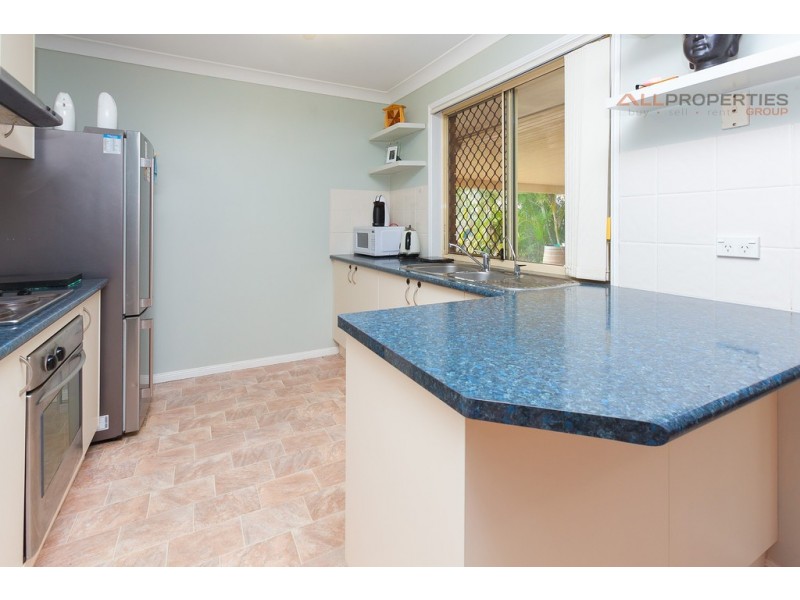 26 Lyrebird Street, Loganlea QLD 4131