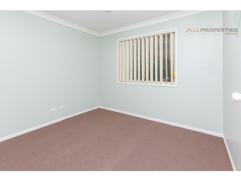 26 Lyrebird Street, Loganlea QLD 4131