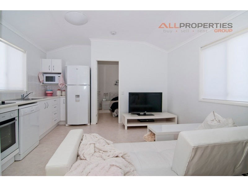 15 Wentworth Tce, Boronia Heights QLD 4124