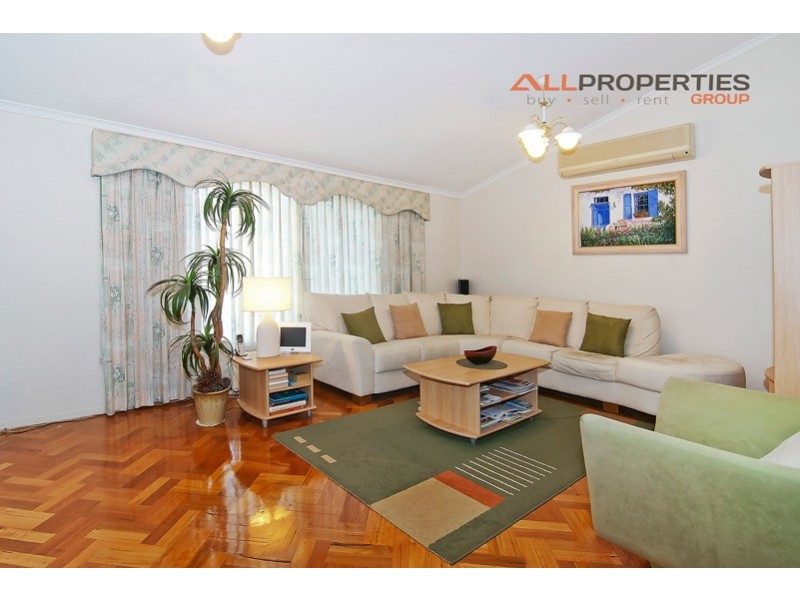 2 Greenstead Way, Forest Lake QLD 4078