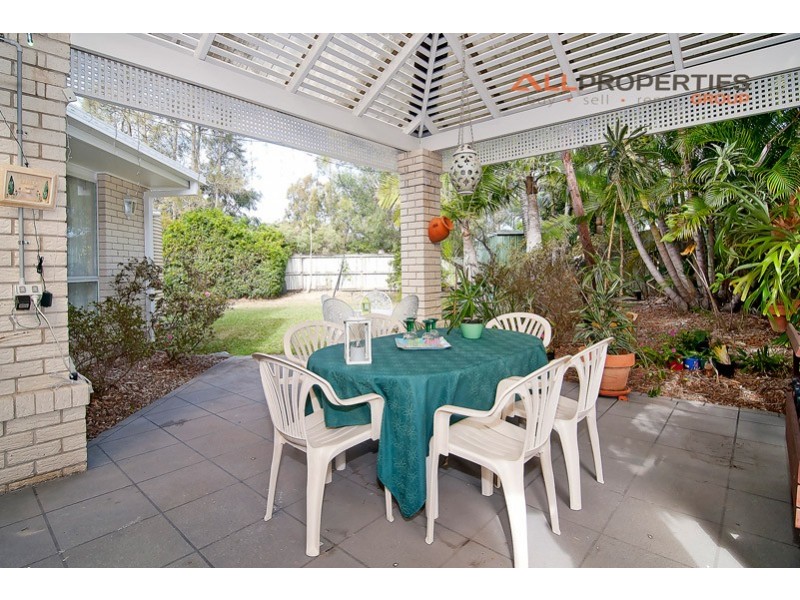 2 Greenstead Way, Forest Lake QLD 4078