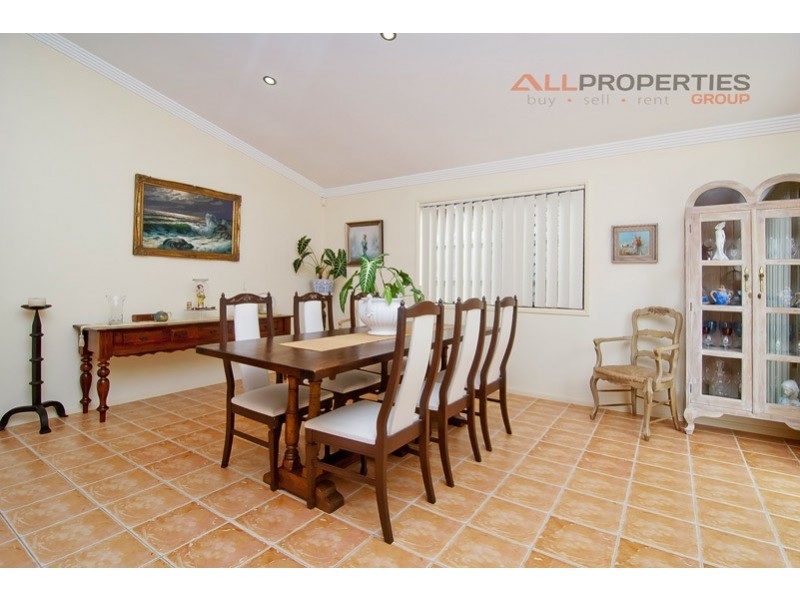 5 Anatini Place, Forest Lake QLD 4078