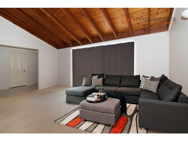 5 Cedar Close, Forest Lake QLD 4078