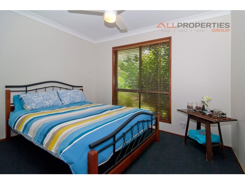 36 REGENCY DRIVE, Regents Park QLD 4118