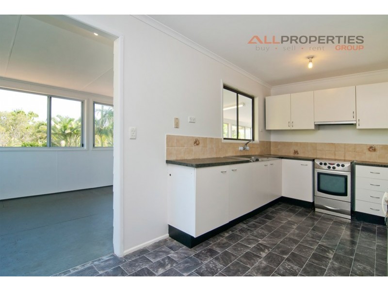 13 Crinum St, Crestmead QLD 4132