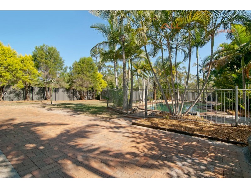 13 Crinum St, Crestmead QLD 4132