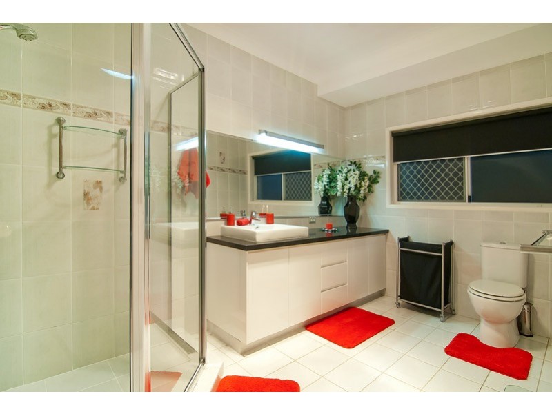 7-11 Vullers Drive, Greenbank QLD 4124